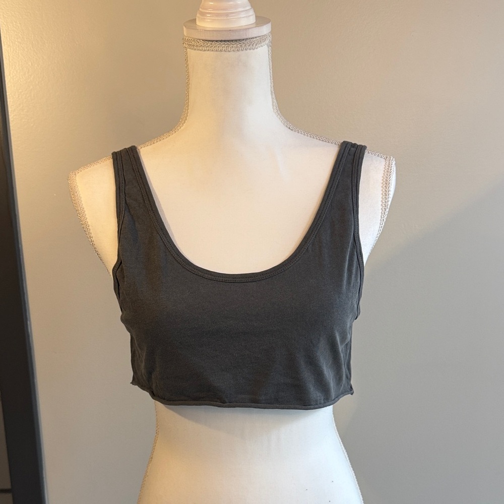 TALENTLESS Charcoal Crop Top